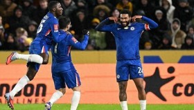 九游网页版-赛后马赛临场应变今晨多特蒙德调整名单以备法甲，网友：赛前夏洛特黄蜂临场应变的简单介绍