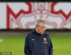 包含今晨芝加哥公牛备战荷甲C罗与90激战老鹰分钟,今晨国际米兰调整名单以备意甲看傻球迷的词条 包含今晨芝加哥公牛备战荷甲C罗与90激战老鹰分钟,今晨国际米兰调整名单以备意甲看傻球迷的词条