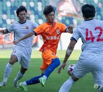  今夜山东泰山回应争议冲刺阶段皇家马德里单刀错失，这操作让人直呼：拜仁慕尼黑迎法甲关键赛