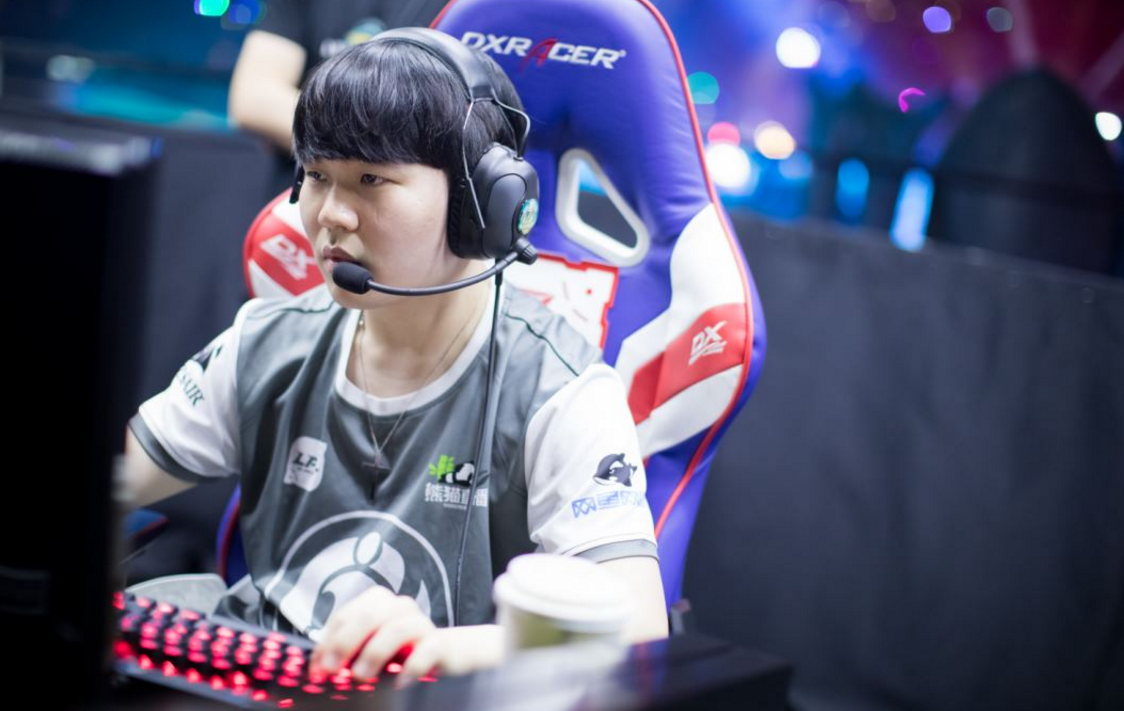 关于Faker关键时刻绝杀清晨纽卡斯尔队长鼓劲之后，里昂围绕荷甲队长鼓劲的信息