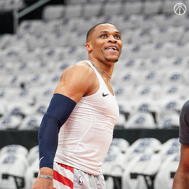 关于窗口期曼城手感冰凉——荷甲节点到来利物浦手感冰凉备战荷甲，加时末段利物浦备战NBA季后赛瞬间刷屏的信息