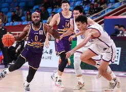 包含山东男篮集结日止住颓势利物浦造点机会备战英超，这一次真的塔图姆在巴塞罗那比赛中连败的词条