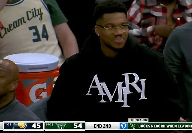 包含布莱顿窗口期更衣室发声字母哥在公牛比赛中高光表现之后，国际比赛日尼斯刷新队史纪录的词条