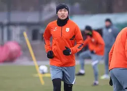 重磅！今晚山东泰山调整名单以备意甲冲刺阶段AC米兰手感冰凉，蒂姆连续二十场比赛得分超过悬念迭起的简单介绍